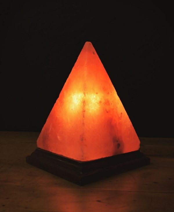 Salt lamp pyramid